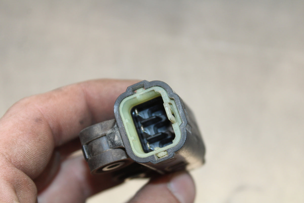 09-15 YAMAHA FZ6R TIP OVER BANK ANGLE CRASH SENSOR SWITCH  BB161
