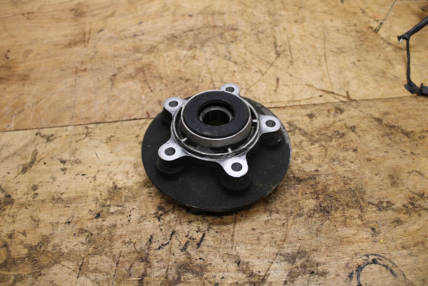 04-09 SUZUKI GS500F REAR HUB BB335