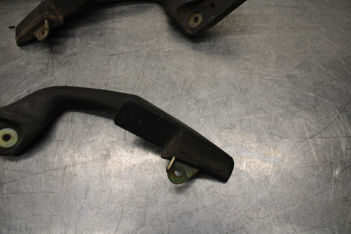 1999 Honda ST1100 PASSENGER REAR SEAT GRAB BAR HANDLE SET BB222