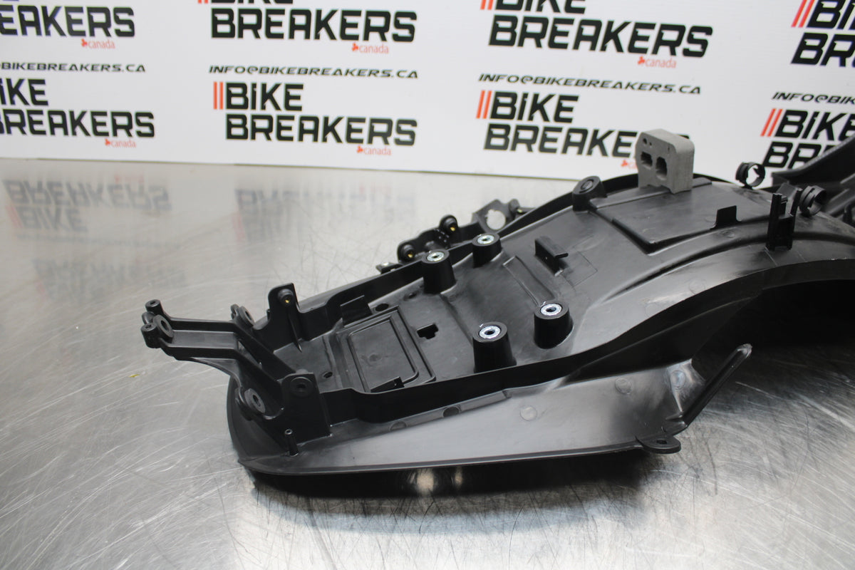 23-24 KAWASAKI NINJA ZX14R NEW!! REAR BACK TAIL UNDERTAIL FAIRING FENDER BB153
