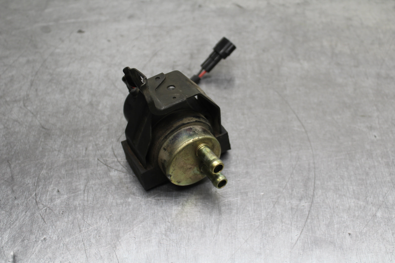 00-02 KAWASAKI NINJA ZX6R FUEL PUMP GAS PETROL SENDER UNIT BB750