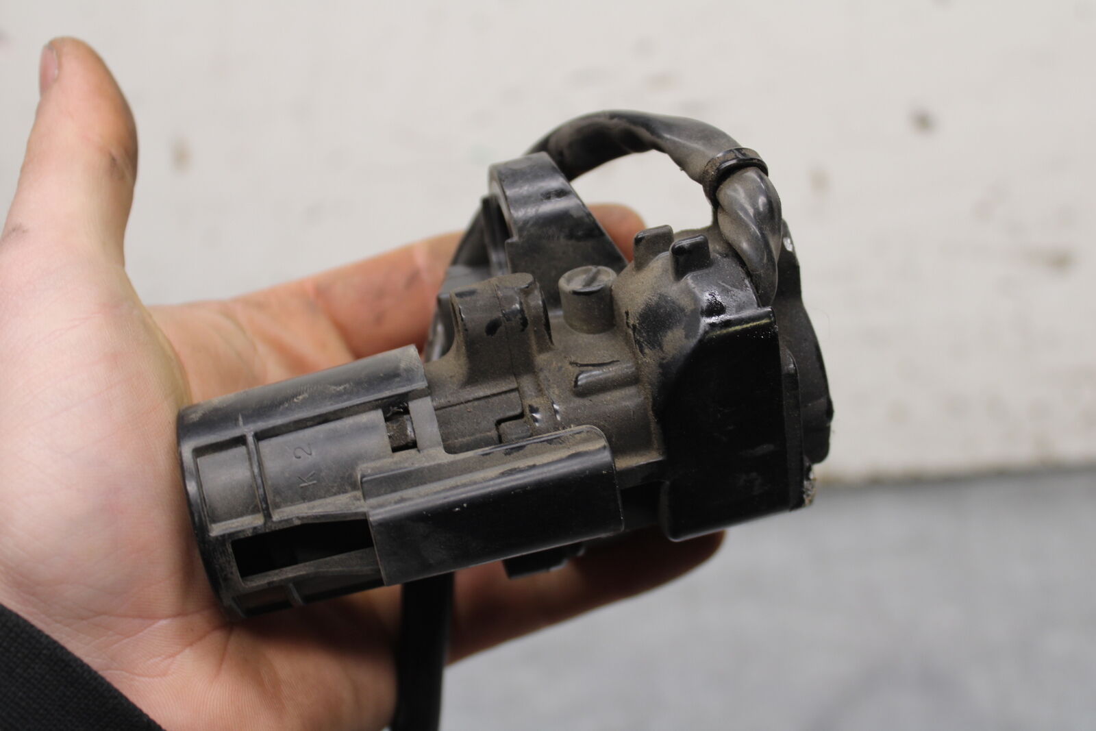 12-13 KAWASAKI Z1000 IGNITION LOCK KEY SET W/ GAS CAP AND SEAT LOCK BB743