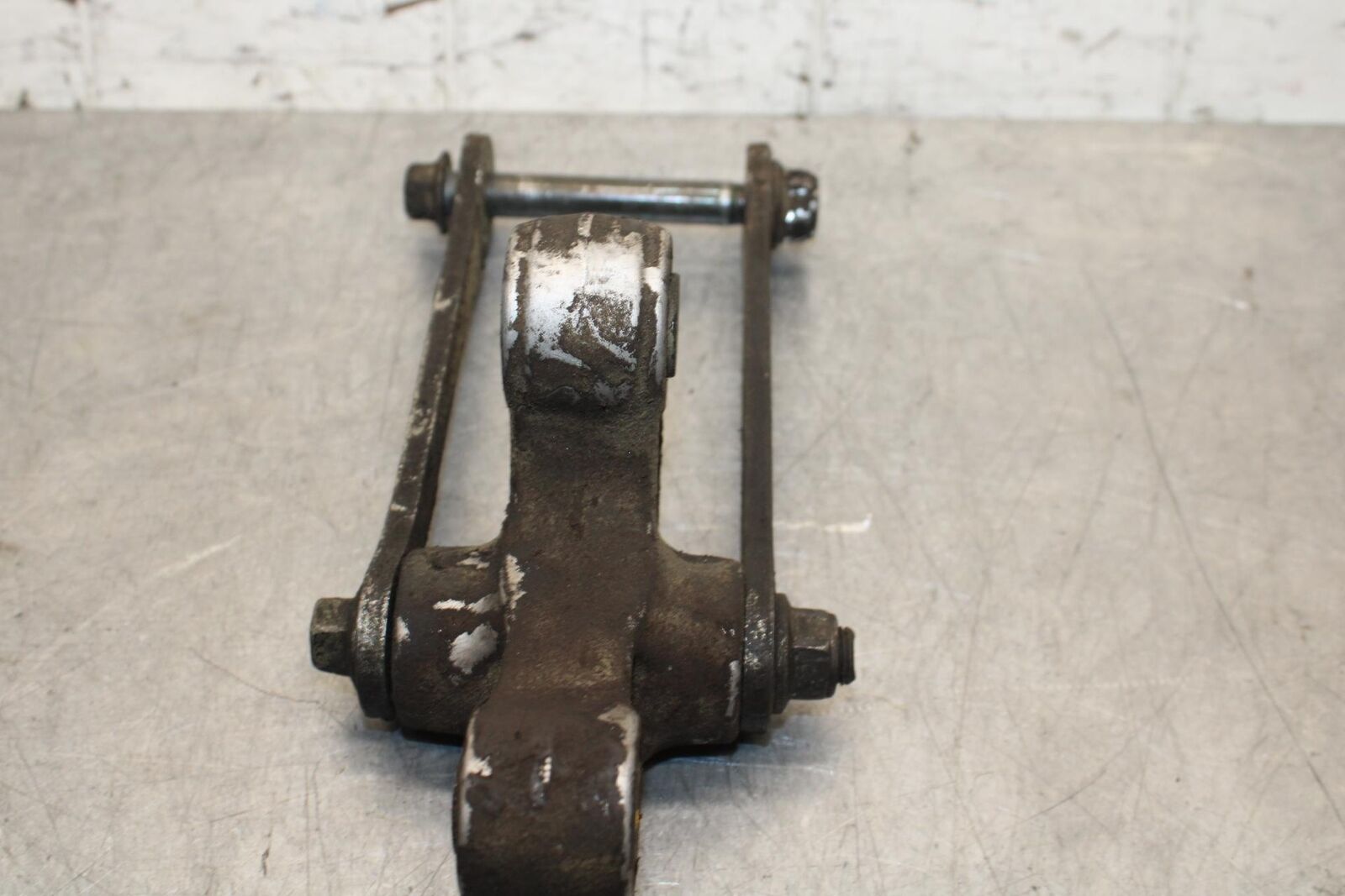 2006 Suzuki SV650S REAR DOGBONE SHOCK LINKAGE LINK BB65