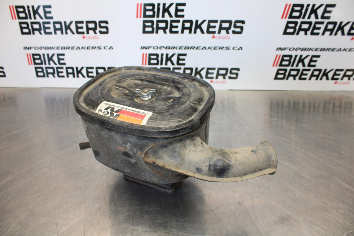 76-77 HONDA GOLDWING 1000 AIR CLEANER FILTER BOX / K&N FILTER BB171