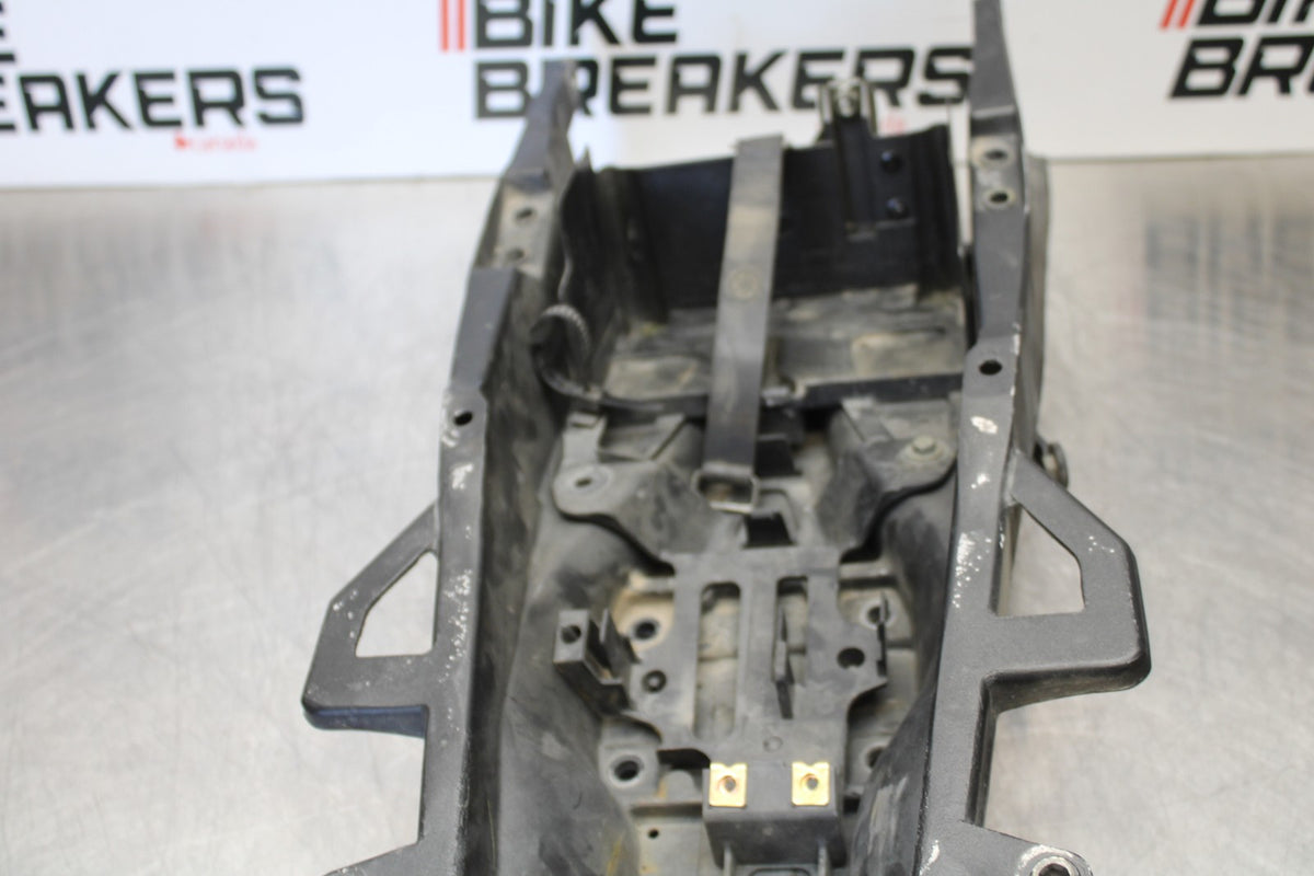 04-05 YAMAHA YZF R1 REAR SUBFRAME BACK SUB FRAME  BB173