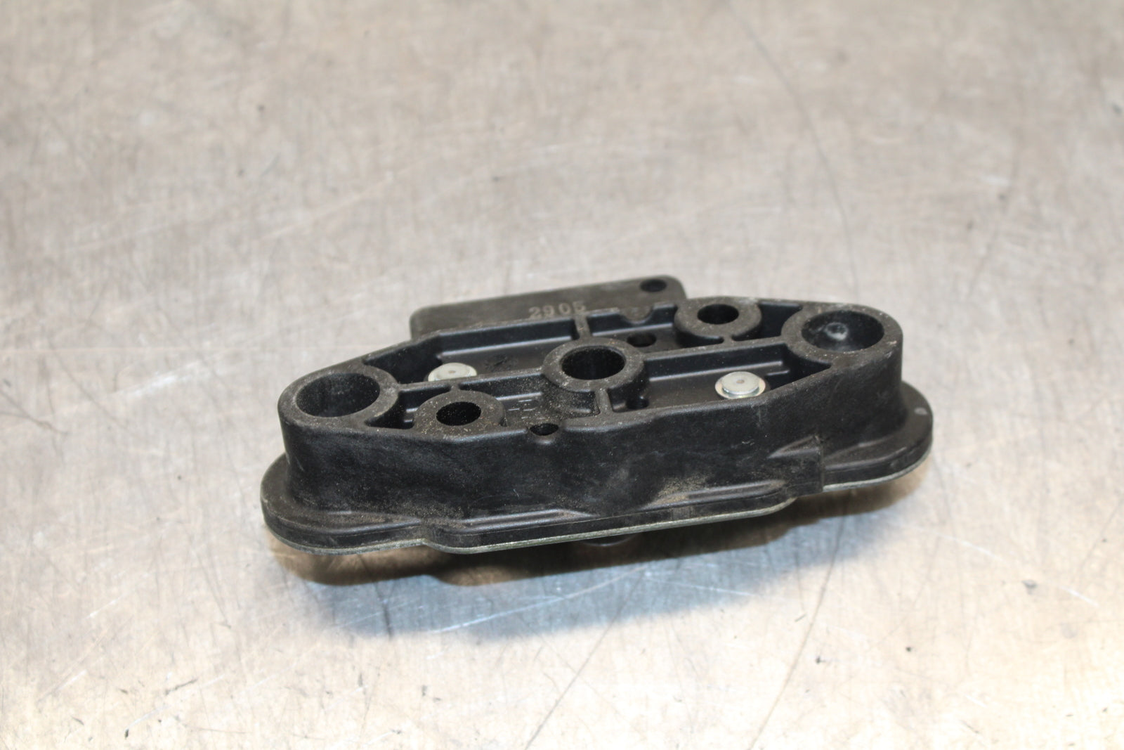 12-13 KAWASAKI Z1000 REAR PASSENGER SEAT LATCH LOCK ASSEMBLY BB743