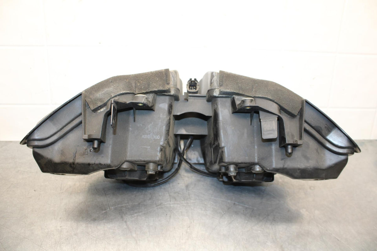 2008 Honda CBR1000RR FRONT HEADLIGHT HEAD LIGHT LAMP 33102-MFL-305 BB579