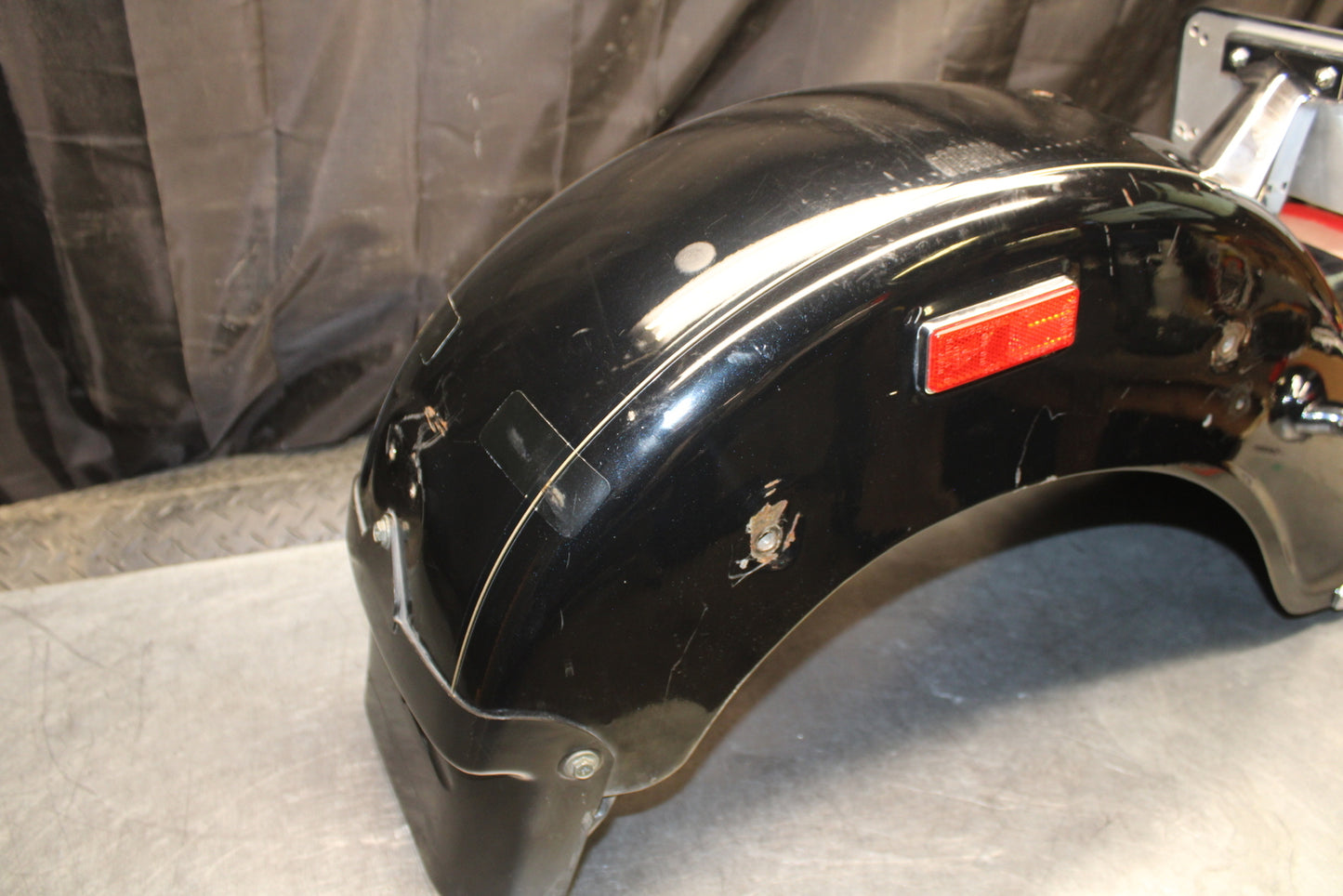 00 SUZUKI INTRUDER 1500 VL1500 REAR BACK WHEEL FENDER MUD GUARD BB761
