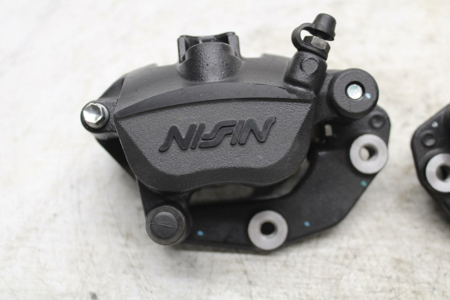 17-20 KAWASAKI NINJA 650 RIGHT LEFT FRONT BRAKE CALIPER SET PAIR CALIPERS BB364