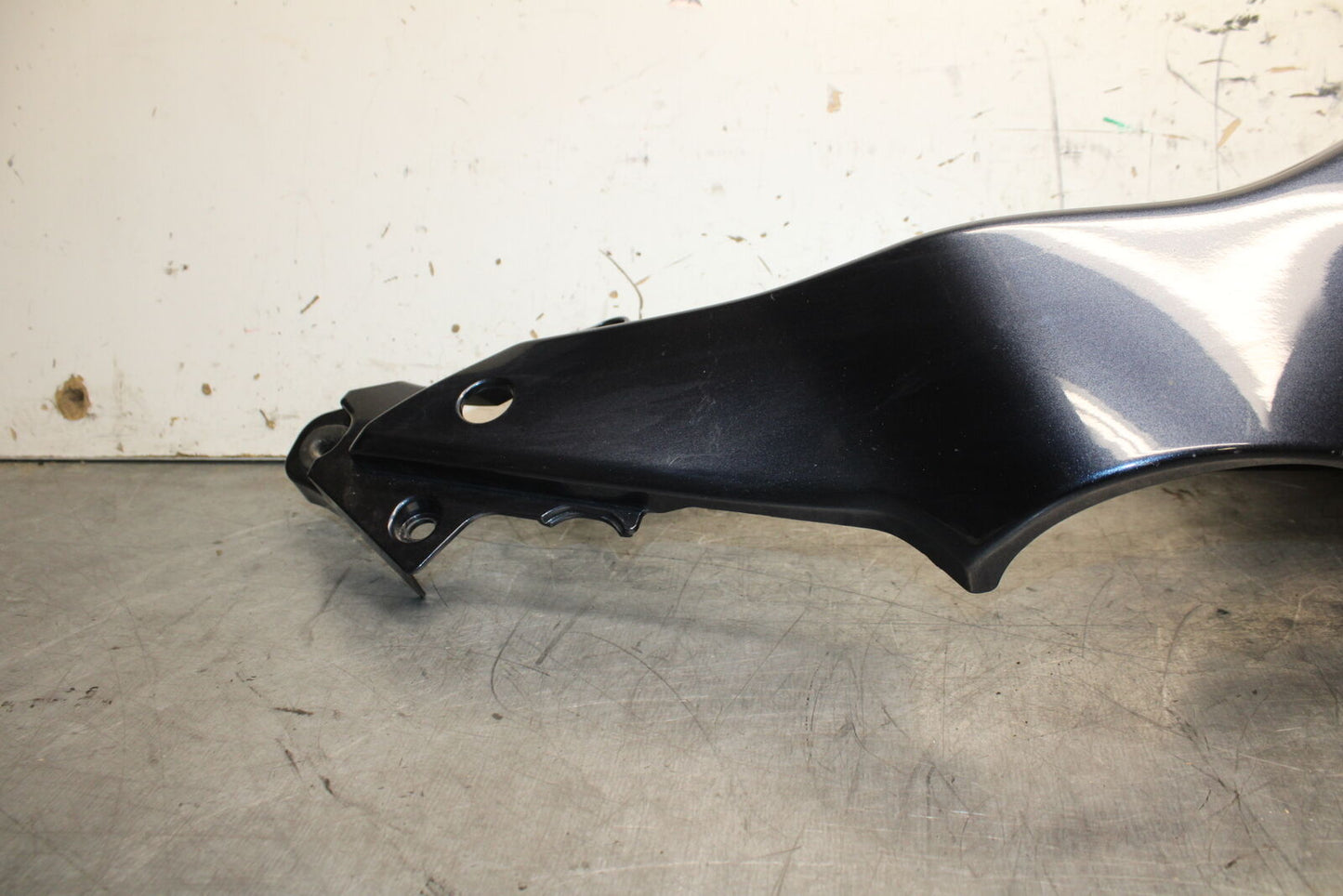 14 HONDA CTX1300A LEFT REAR BACK TAIL FAIRING COWL  BB732
