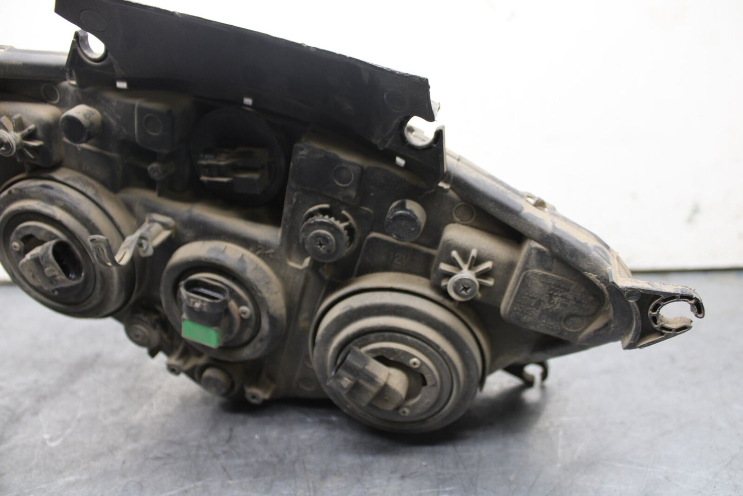 08-10 SUZUKI GSXR 600 FRONT HEADLIGHT HEAD LIGHT LAMP  BB721