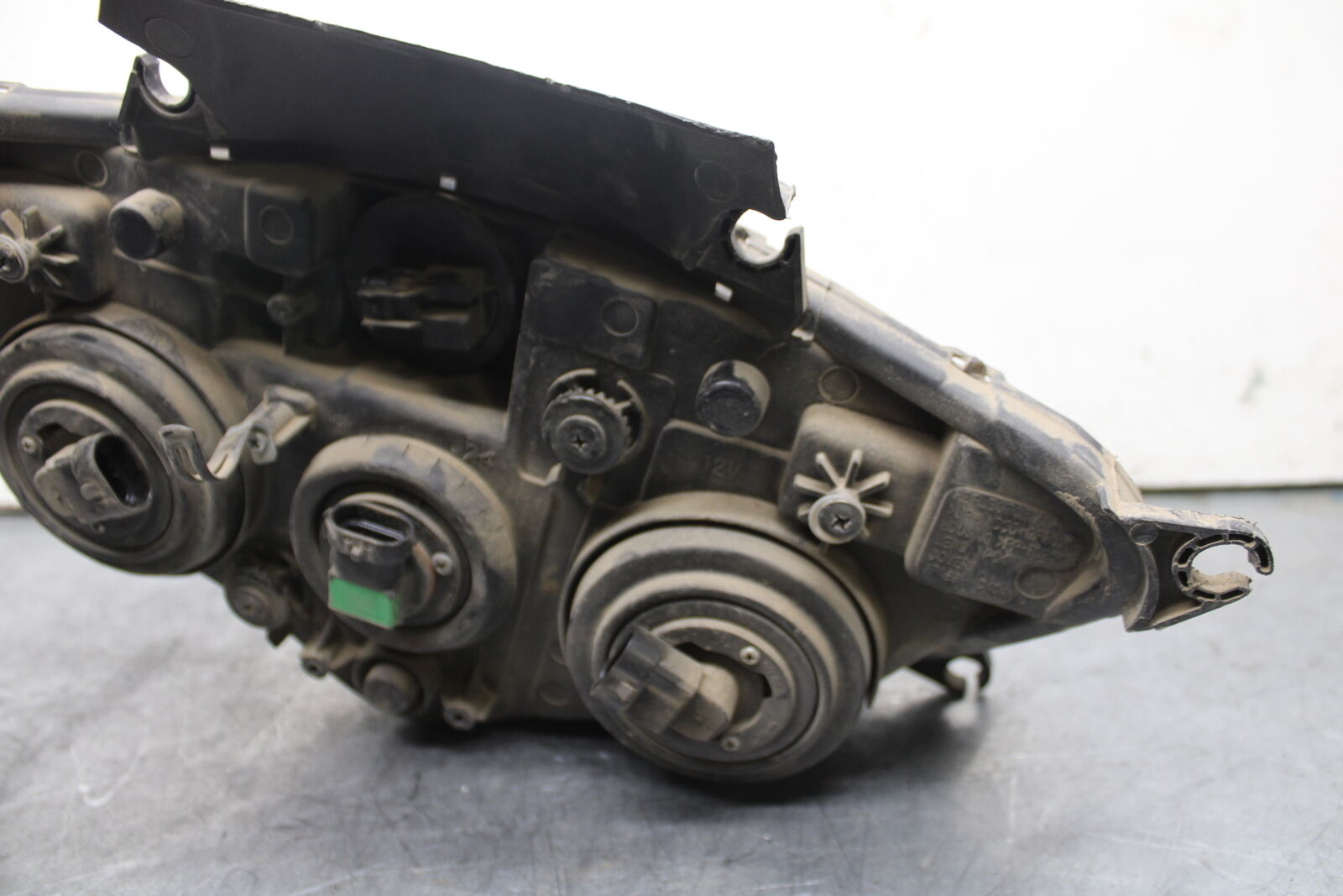 08-10 SUZUKI GSXR 600 FRONT HEADLIGHT HEAD LIGHT LAMP  BB721