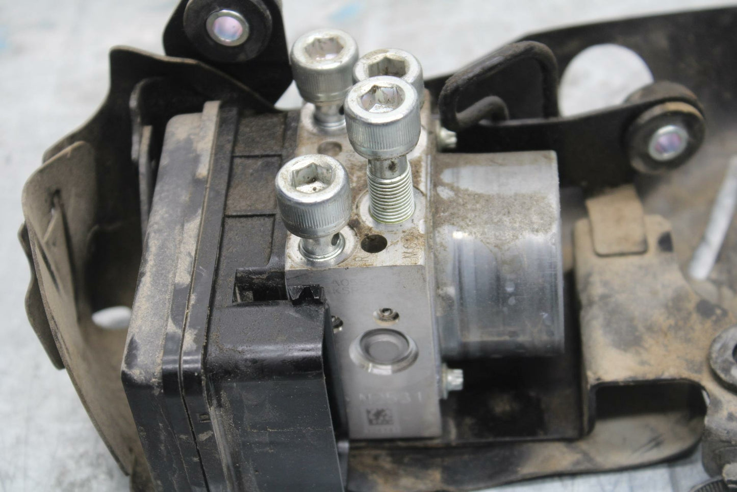 19-20 KAWASAKI NINJA ZX6R ABS PUMP UNIT MODULE BB419