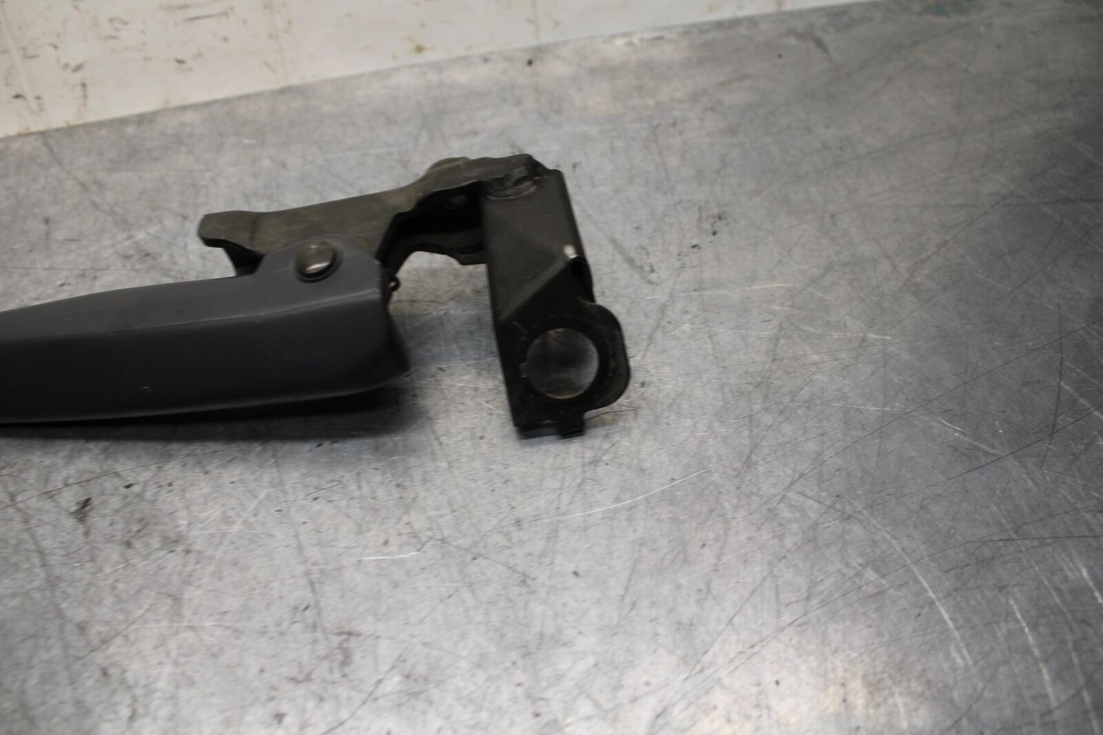 2001 Honda ST1100  GRAB BAR HANDLE  BB77
