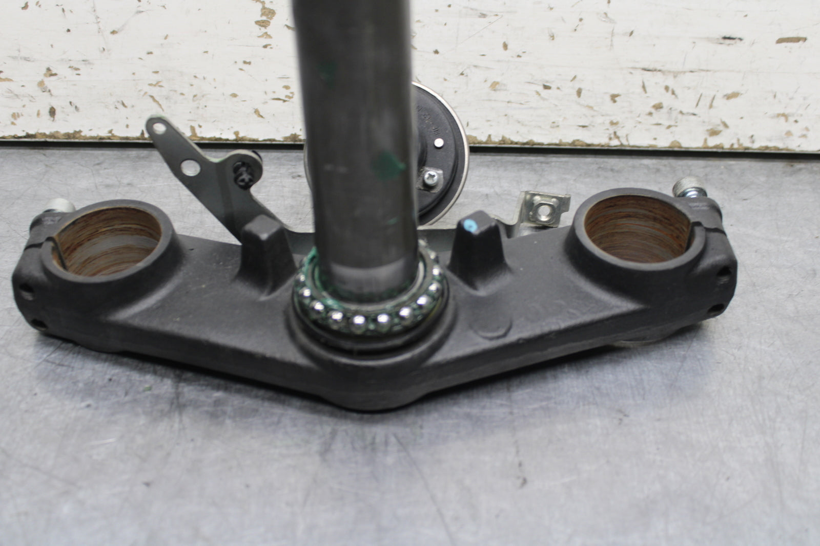 14-15 KAWASAKI NINJA 650 EX650F ABS FRONT CLAMP LOWER TRIPLE TREE STEM BB741