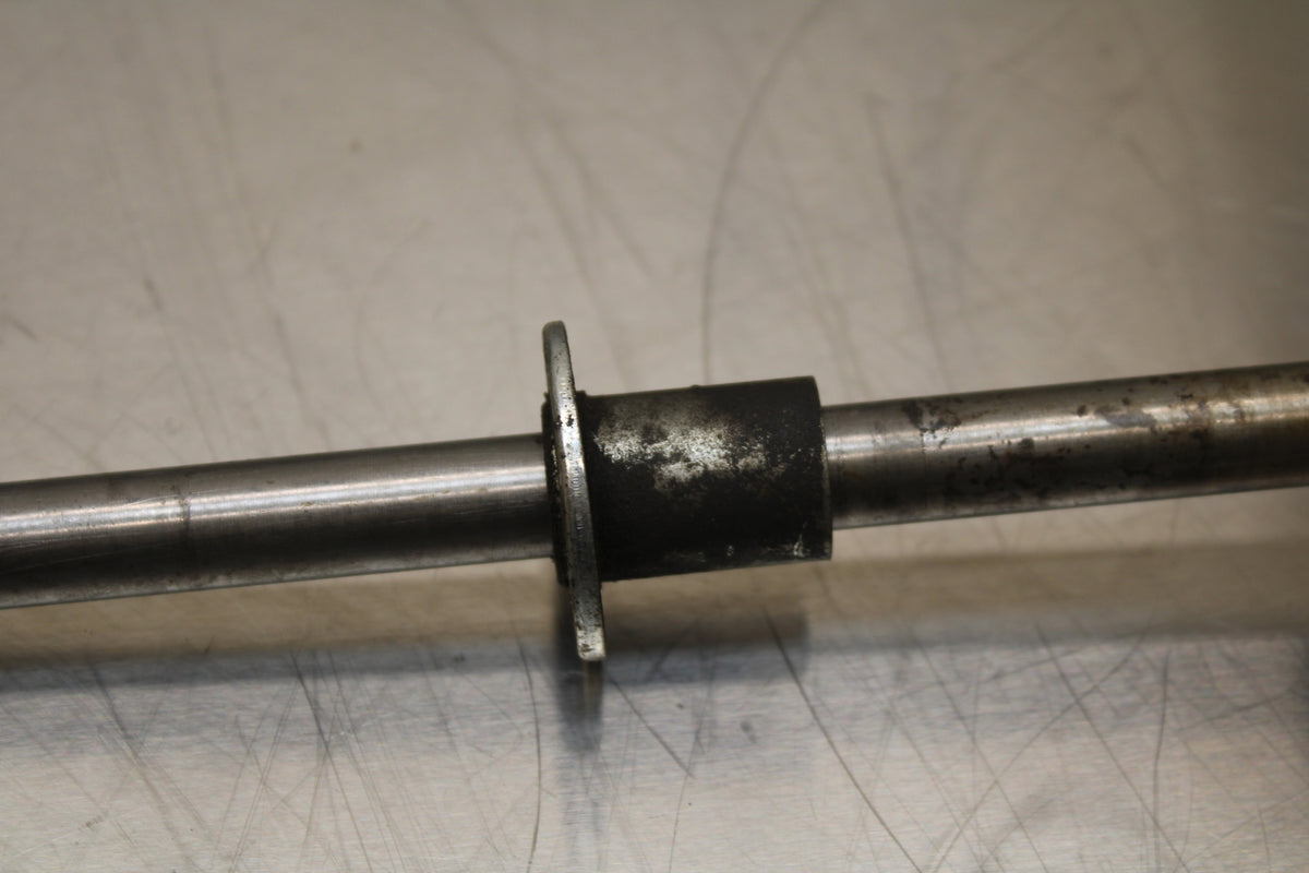 86 SUZUKI GS750ES FRONT WHEEL RIM AXLE PIVOT BOLT BB140