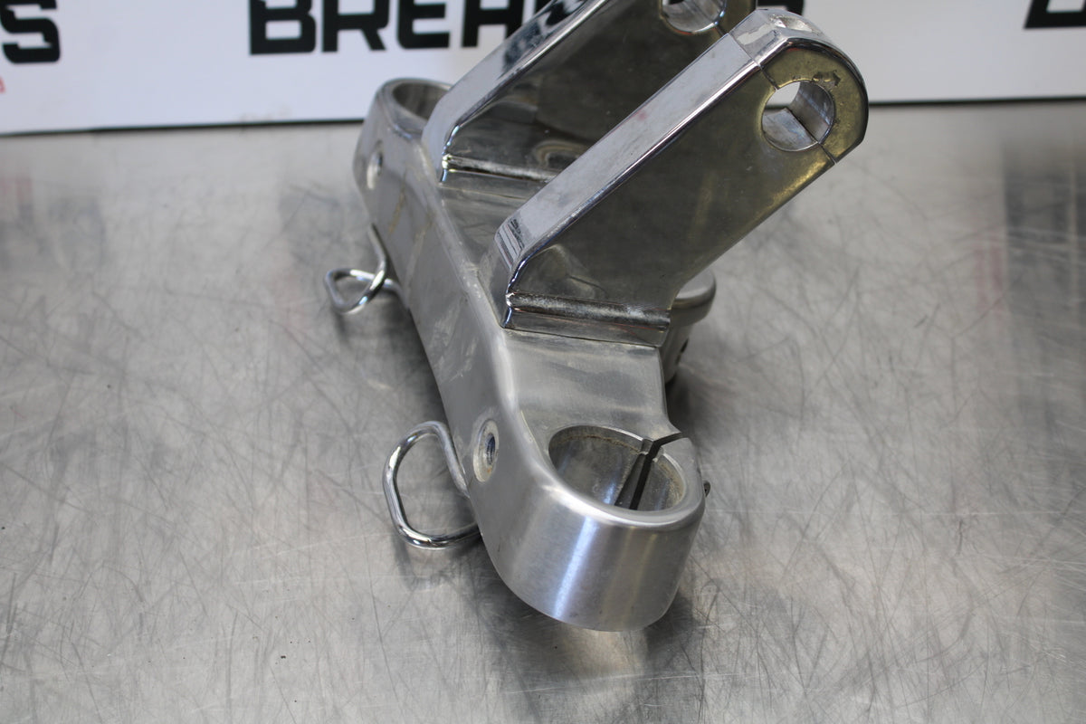 04 YAMAHA ROAD STAR XV1700A FORKS UPPER TRIPLE TREE CLAMP BB155