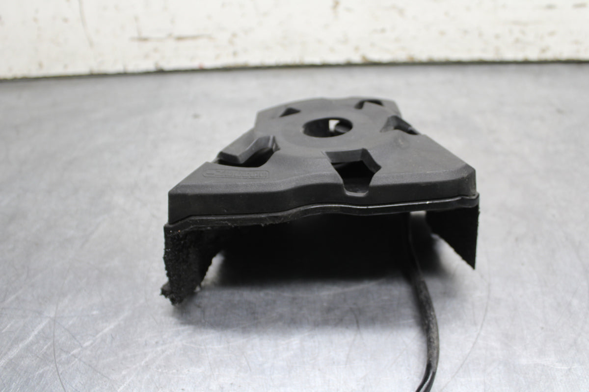12-13 KAWASAKI Z1000 ENGINE SPROCKET COVER BB743