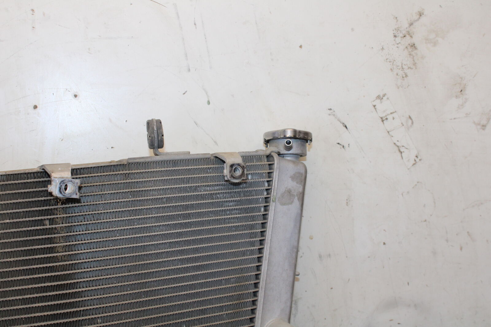 06-07 SUZUKI GSXR 600 ENGINE RADIATOR MOTOR COOLER COOLING RADIATER  BB694