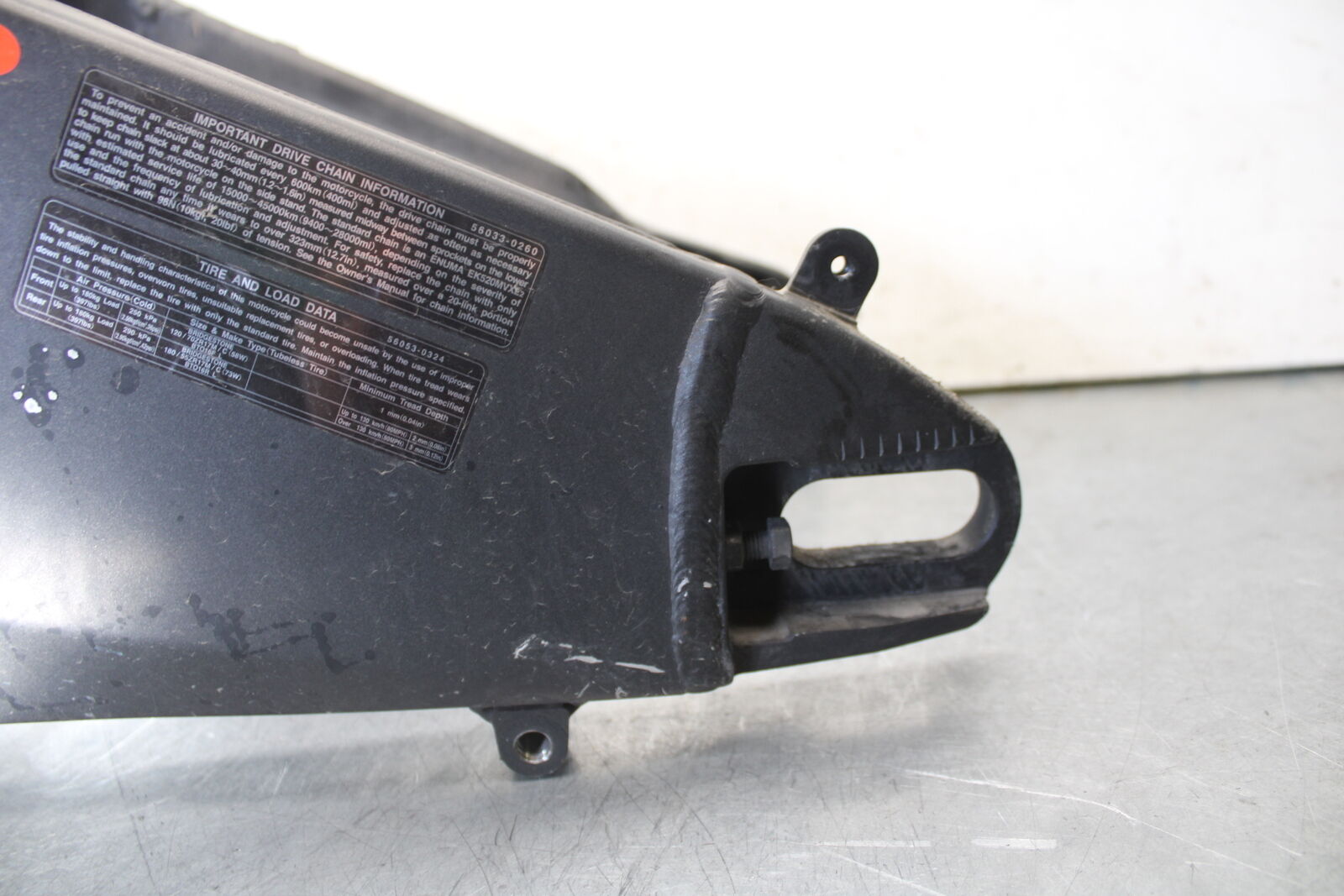 09-12 KAWASAKI NINJA ZX6R REAR SWINGARM BACK SWING ARM 33001-0212 BB698