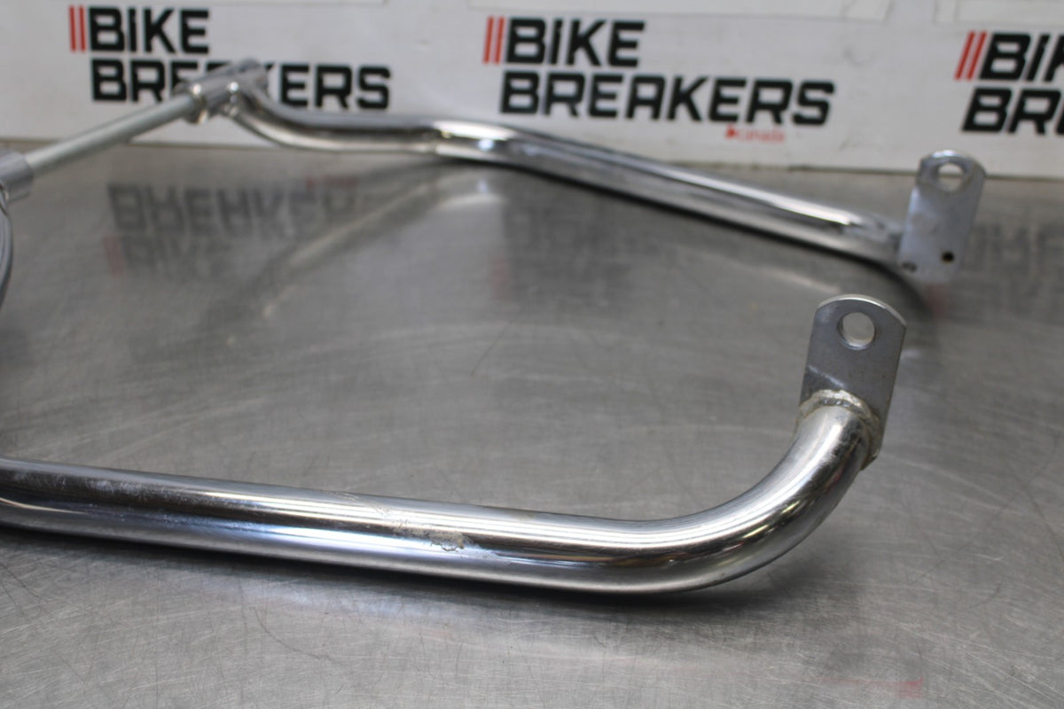 05-09 SUZUKI BOULEVARD C90 FRONT CRASH BAR SET PAIR BB918