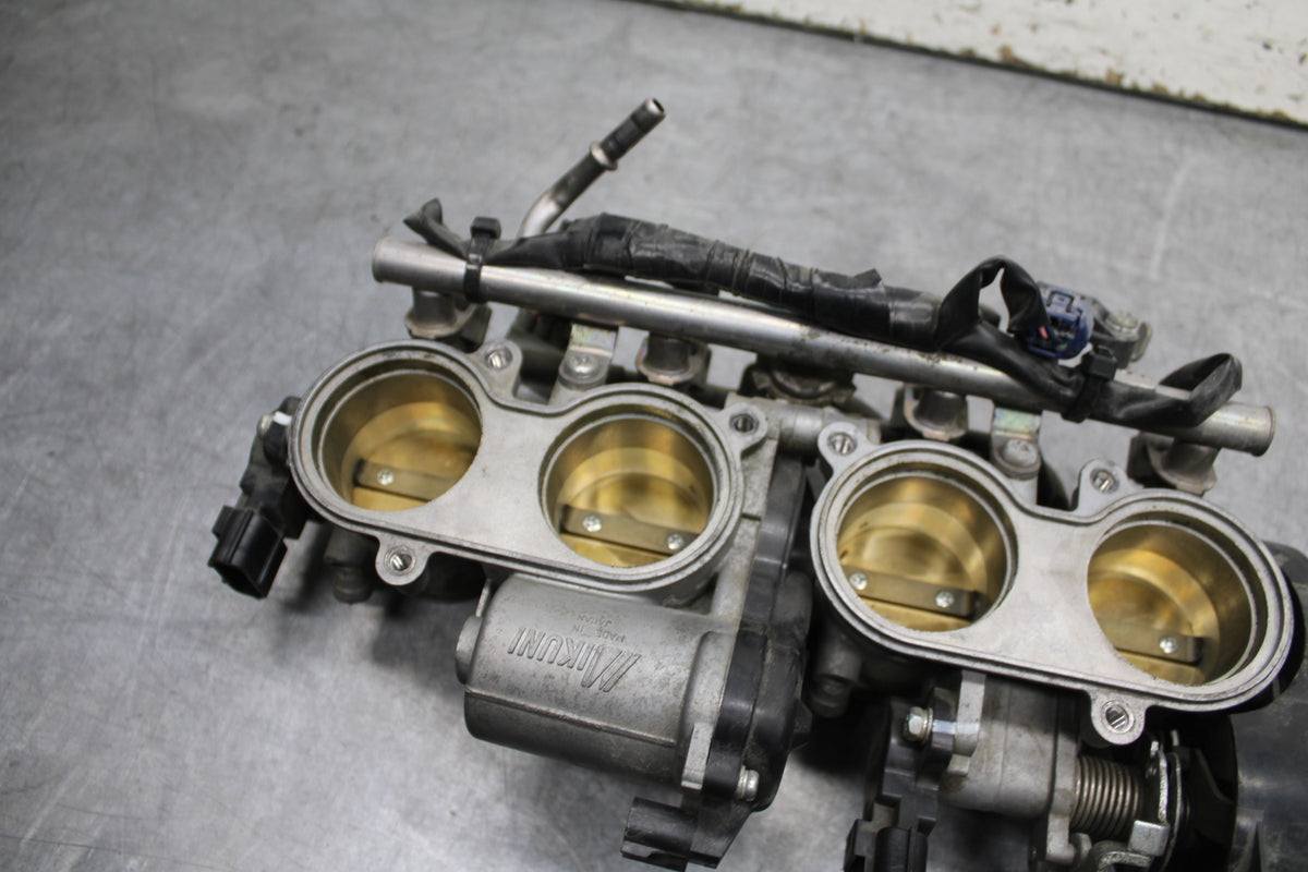 07-08 YAMAHA YZF R1 MAIN FUEL INJECTORS / THROTTLE BODIES BB724