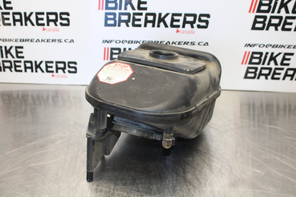 00 SUZUKI SV650 AIRBOX AIR INTAKE FILTER BOX BB156