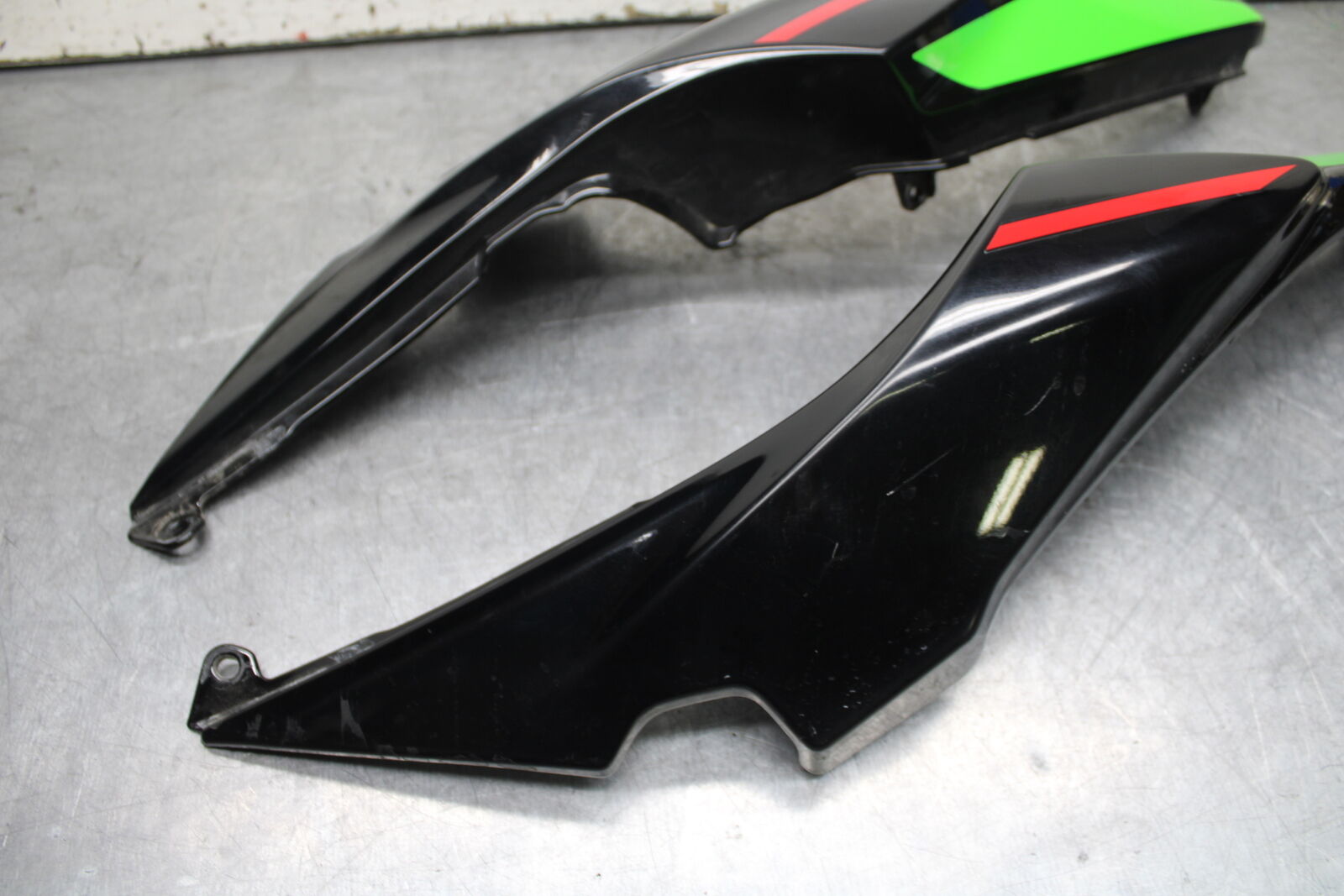 18-24 KAWASAKI NINJA 650 REAR BACK TAIL FAIRING COWL SHROUD SET  BB725