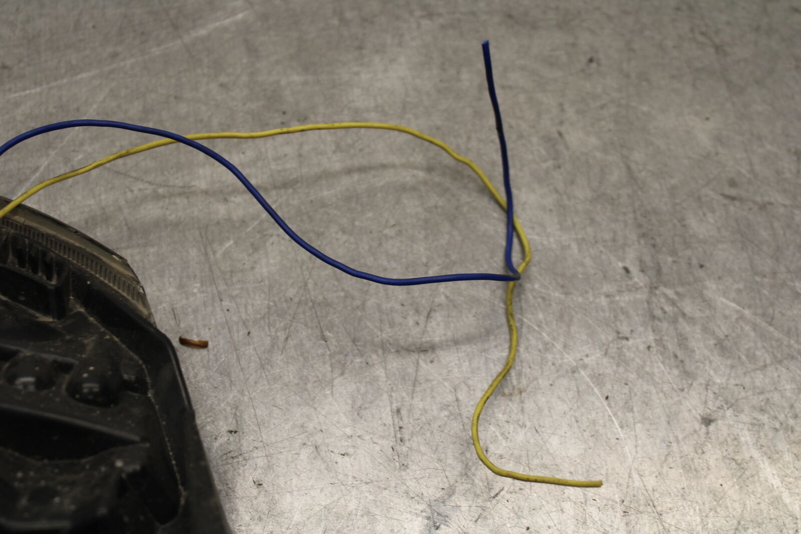 09-12 KAWASAKI NINJA ZX6R AFTERMARKET REAR TAIL TAILLIGHT BRAKE LIGHT BB656