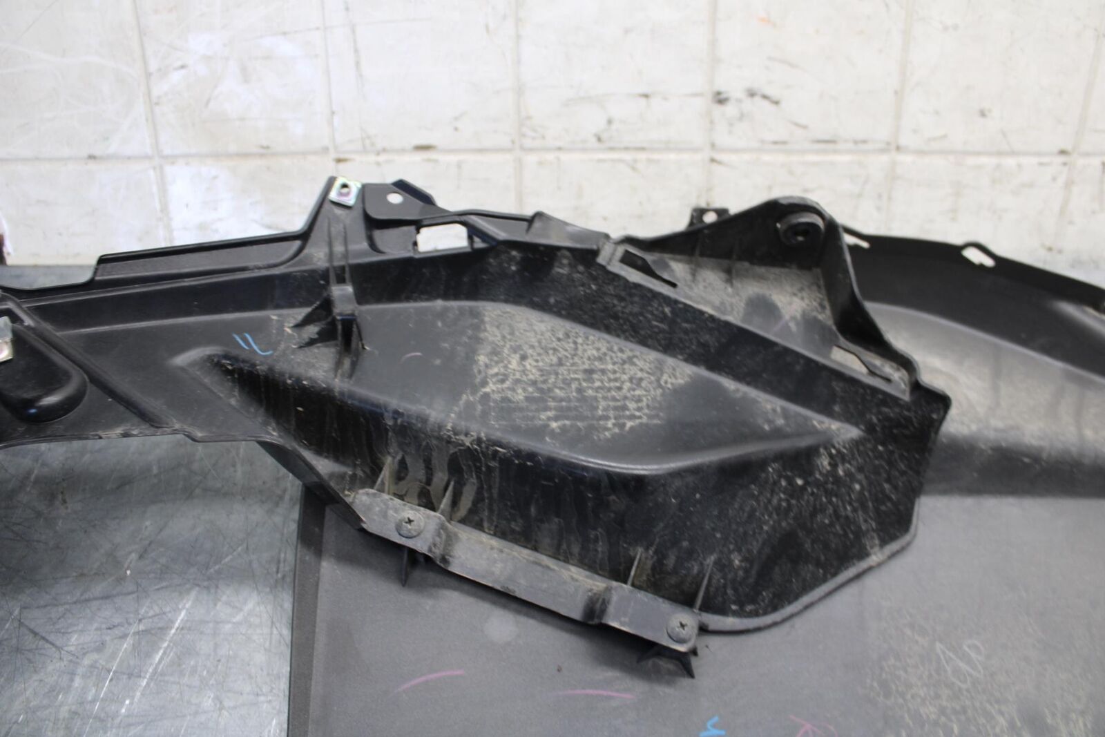 2015 Yamaha YZF R3 LEFT LOWER MID UPPER SIDE FAIRING COWL 1WD-XF83L-30-P1 BB526