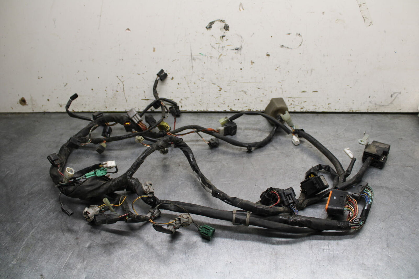 06-07 SUZUKI GSXR 600 MAIN ENGINE WIRING HARNESS MOTOR WIRE LOOM BB737