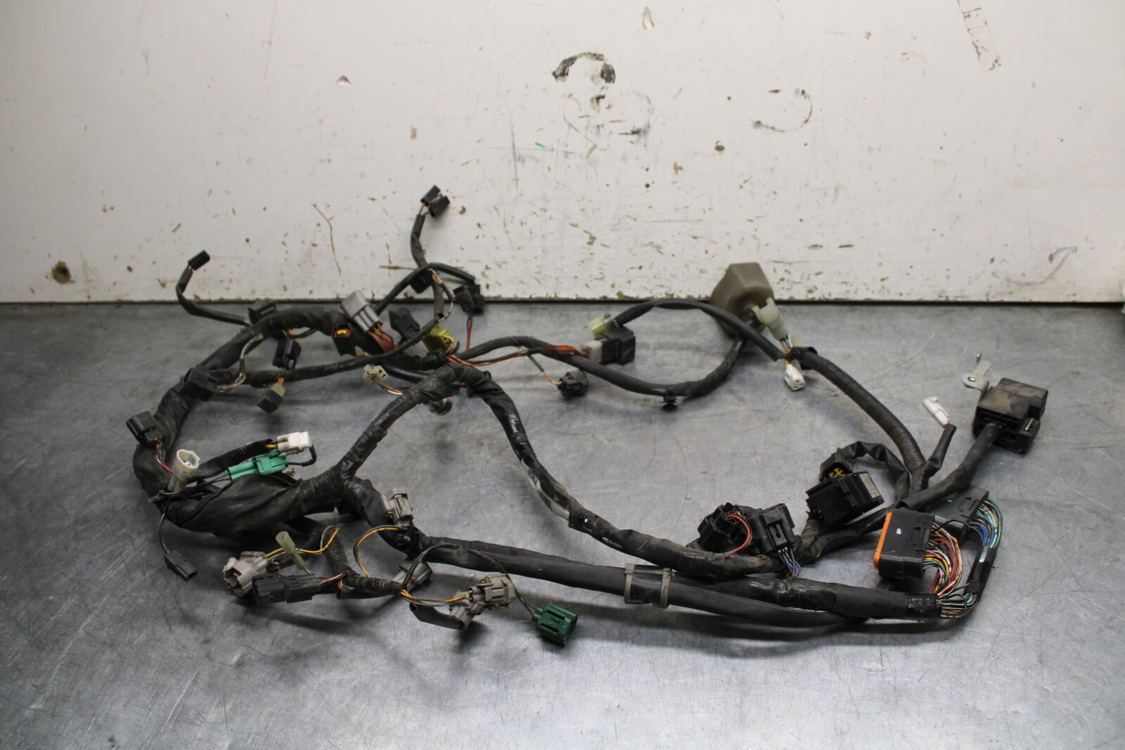 06-07 SUZUKI GSXR 600 MAIN ENGINE WIRING HARNESS MOTOR WIRE LOOM BB737