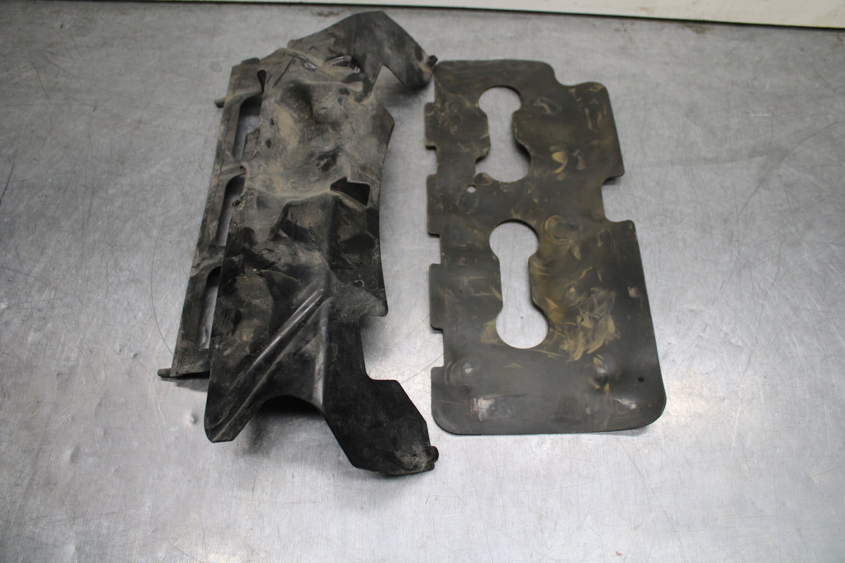 08-10 SUZUKI GSXR 600 INNER ENGINE COWL TRIM COVER PANEL KIT BB753