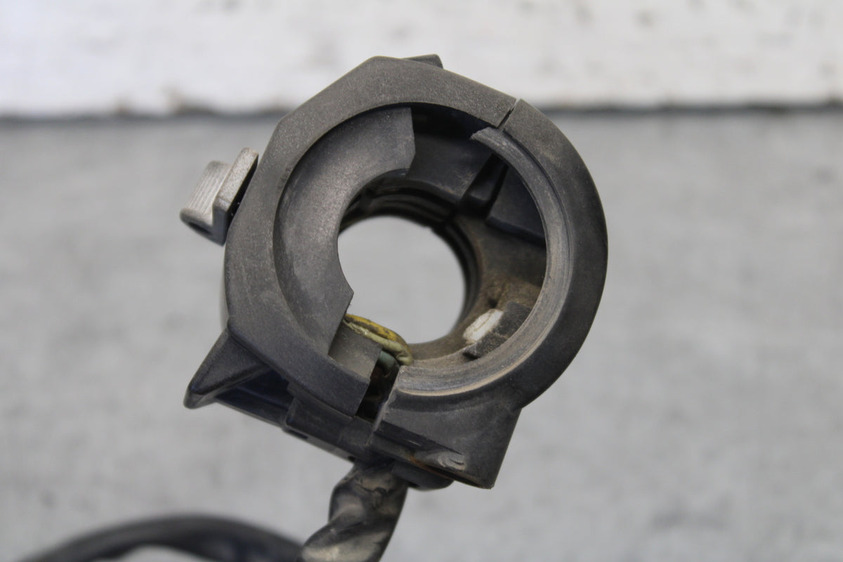 85-86 SUZUKI MADURA 1200 LEFT CLIP ON HANDLE HORN SIGNALS SWITCH SWITCHES  BB691