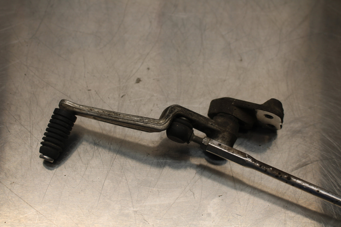 11 SUZUKI GSXR1000 SHIFTER LINKAGE SHIFT LINK PEDAL BB142