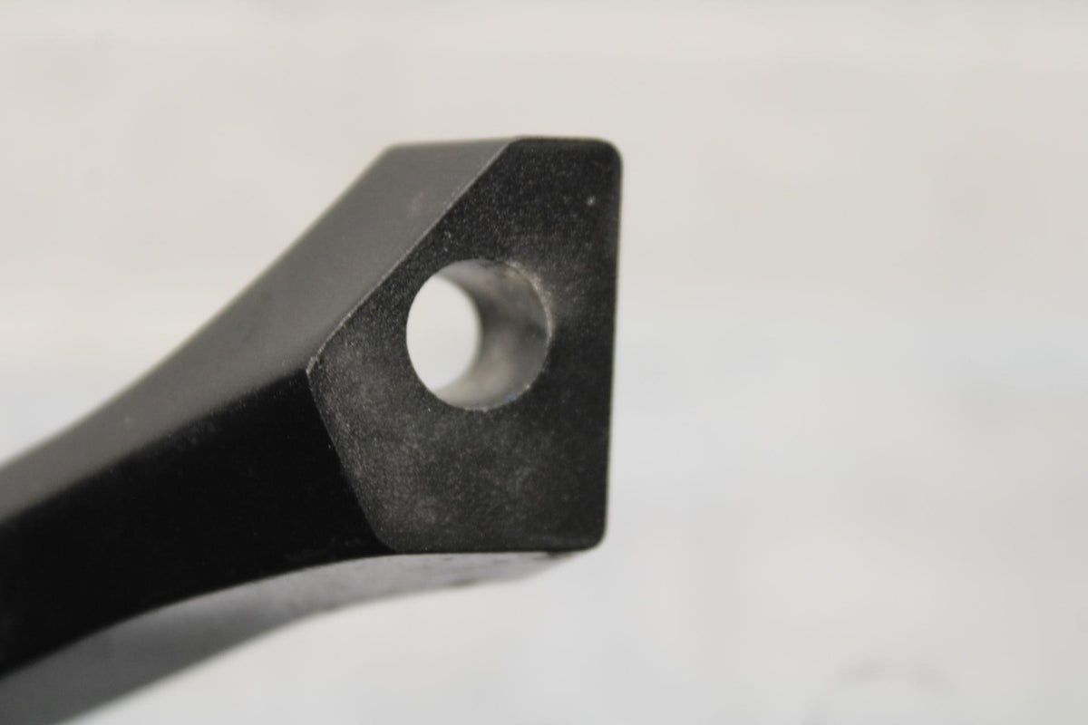 11-23 SUZUKI GSXR 600 LEFT REAR BACK PASSENGER PEG BB582