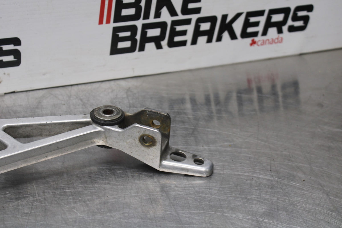 84 HONDA INTERCEPTOR 1000 VF1000F RIGHT REARSET REAR SET DRIVER FOOT PEG BB878