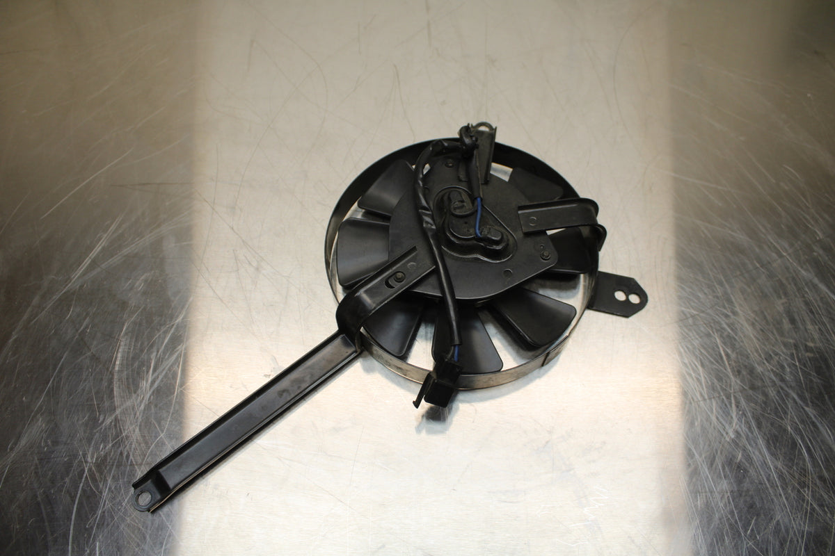 96 YAMAHA YZF750R ENGINE RADIATOR COOLING FAN BB137