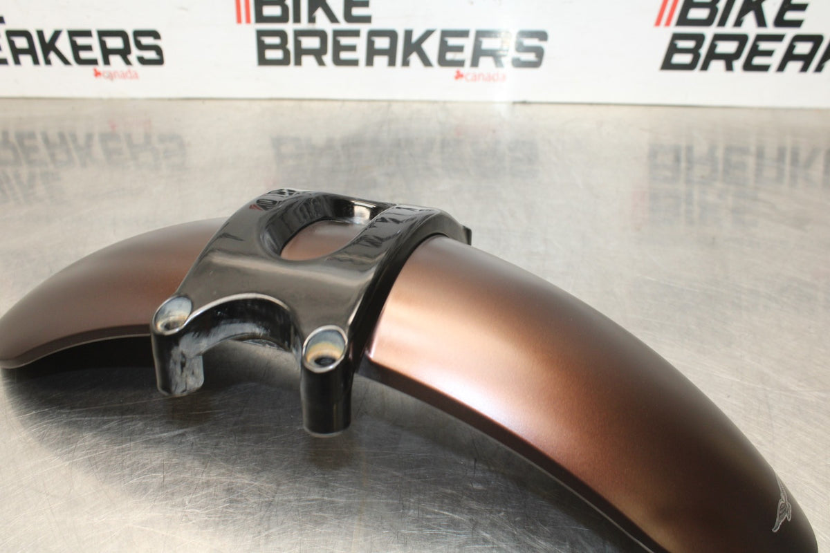 19 MOTO GUZZI V7 III FRONT WHEEL FENDER COWL FAIRING BB831