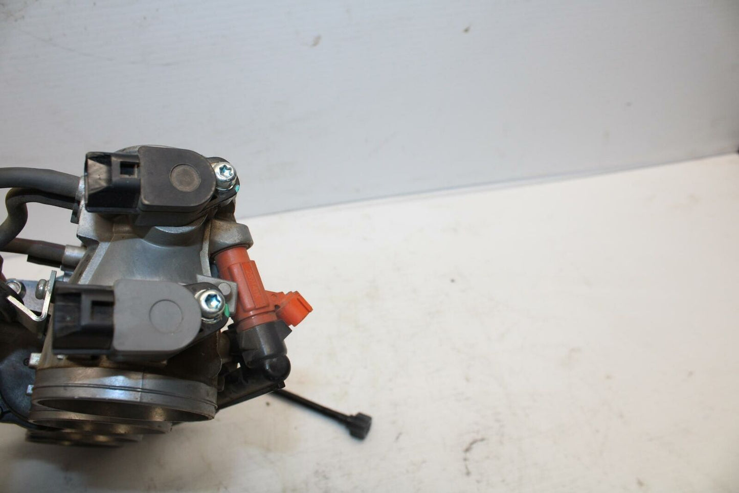 13-18 KAWASAKI NINJA ZX6R MAIN FUEL INJECTORS / THROTTLE BODIES 16163-0773 BB240