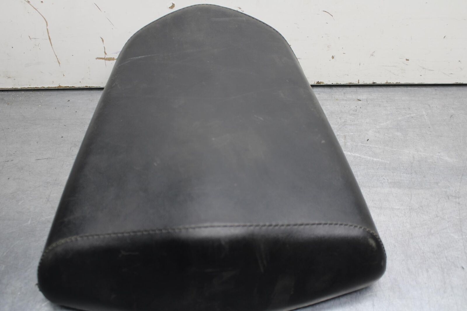 11-19 HONDA CBR125R REAR BACK PASSENGER TANDEM SEAT PAD SADDLE PILLION BB102