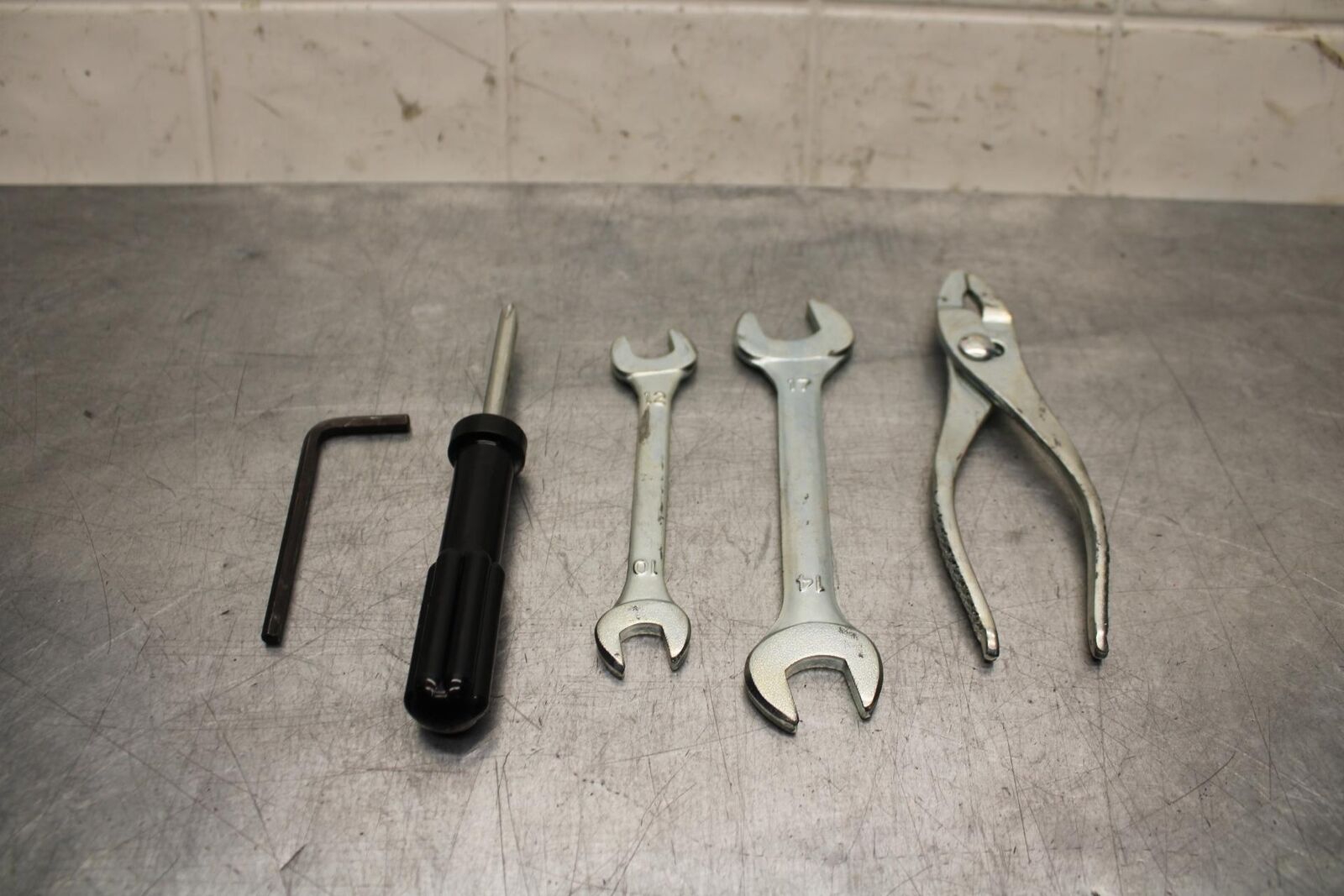 2015 Suzuki GSXR750 STOCK TOOLS OEM TOOL BAG KIT SET BB595