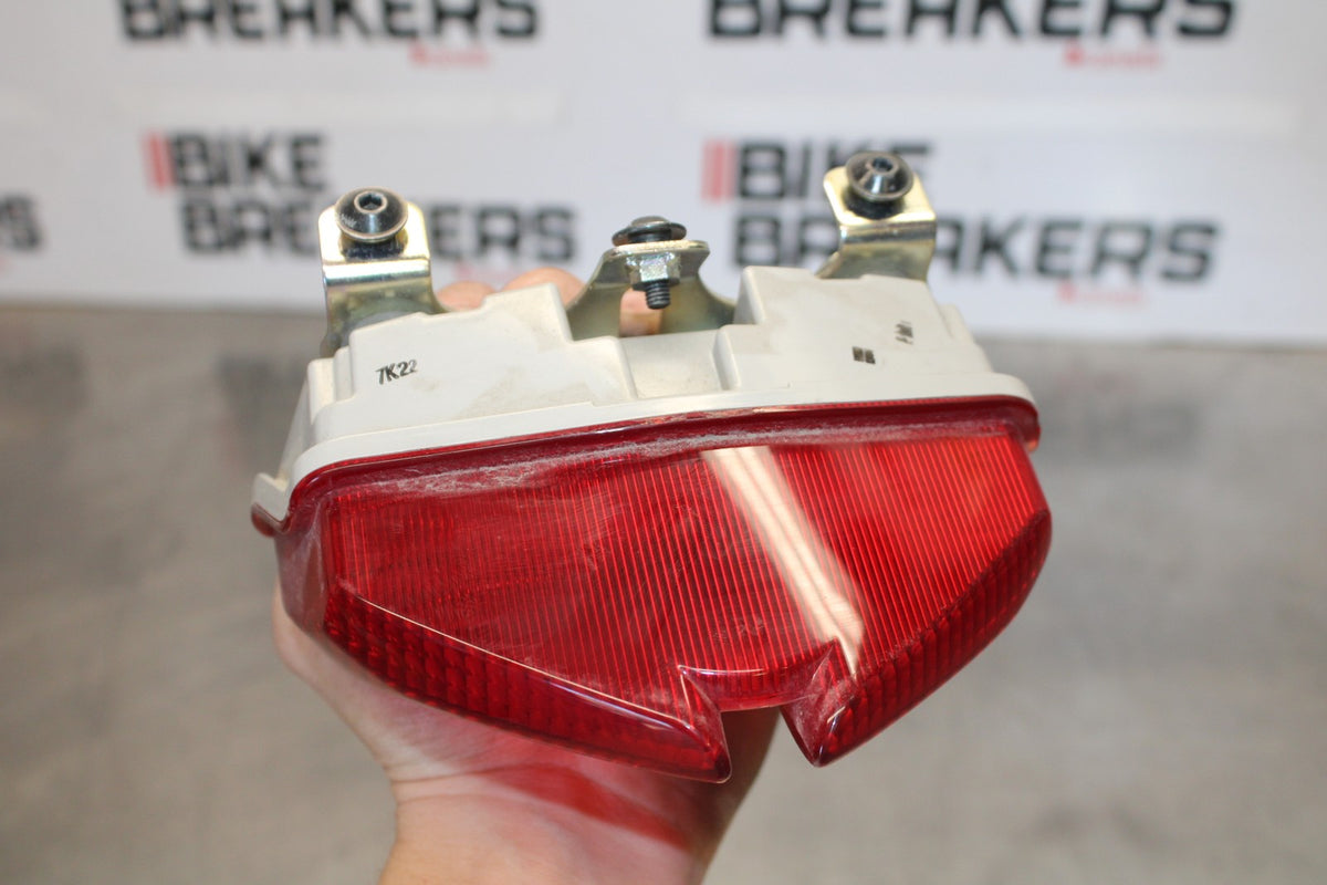 18 SUZUKI GSXR750 REAR TAIL TAILLIGHT BACK BRAKE LIGHT BB891