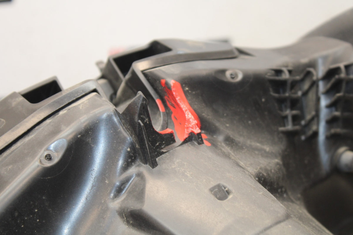 20-23 BMW F900R AIRBOX AIR INTAKE FILTER BOX BB923
