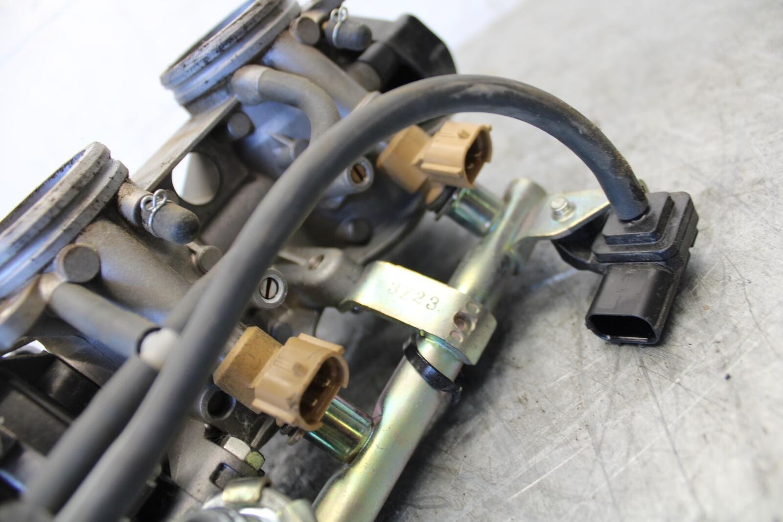 08-16 YAMAHA YZF R6 MAIN FUEL INJECTORS / THROTTLE BODIES BB431