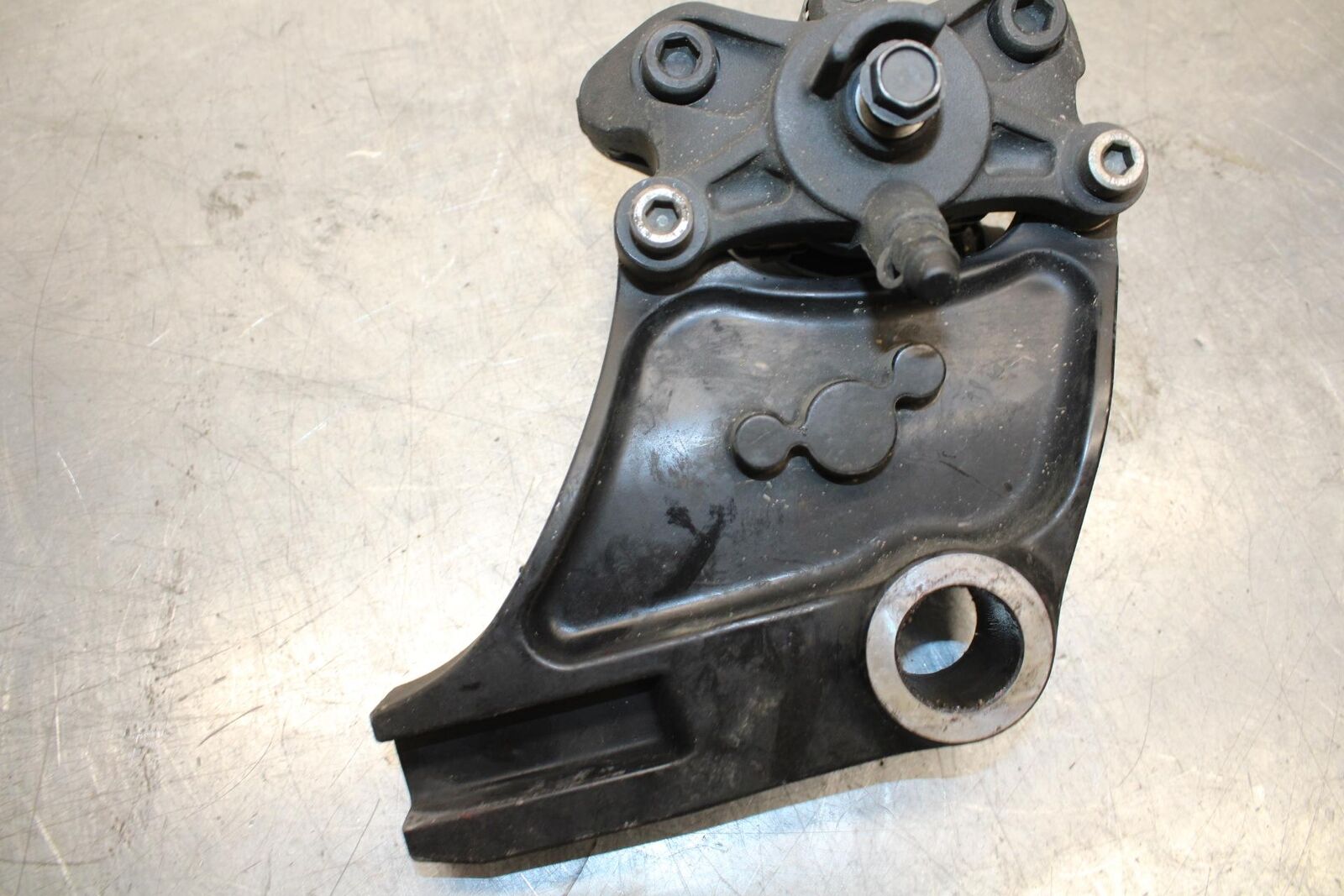 08-09 KAWASAKI NINJA ZX14R REAR BACK BRAKE CALIPER W MOUNT BRACKET BB73