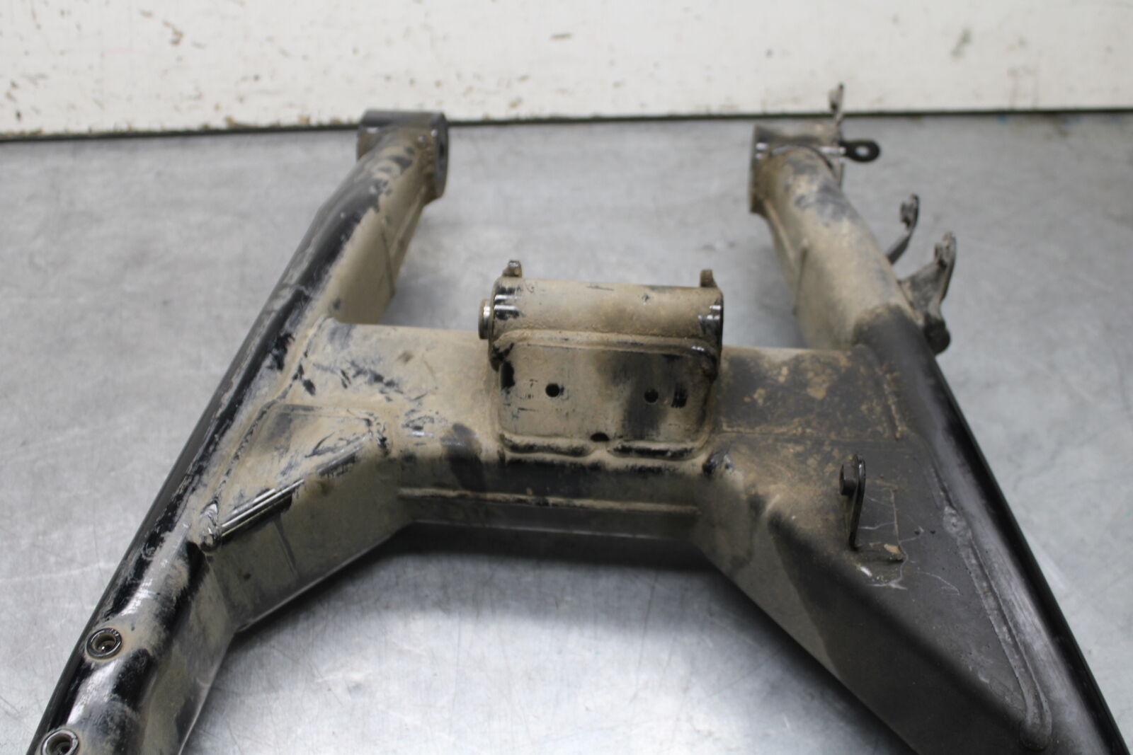 14-15 YAMAHA V STAR 1300 XVS1300CT TOURER REAR SWINGARM SUSPENSION ARM BB722
