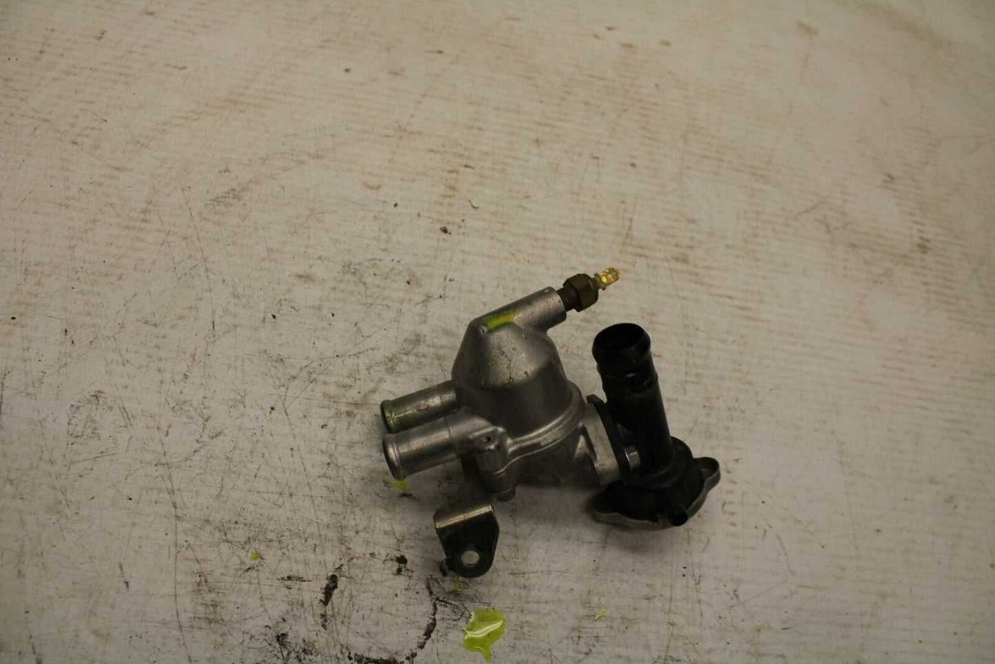 04-06 HONDA SHADOW 750 VT750C THERMOSTAT W HOUSING ASSEMBLY BB360