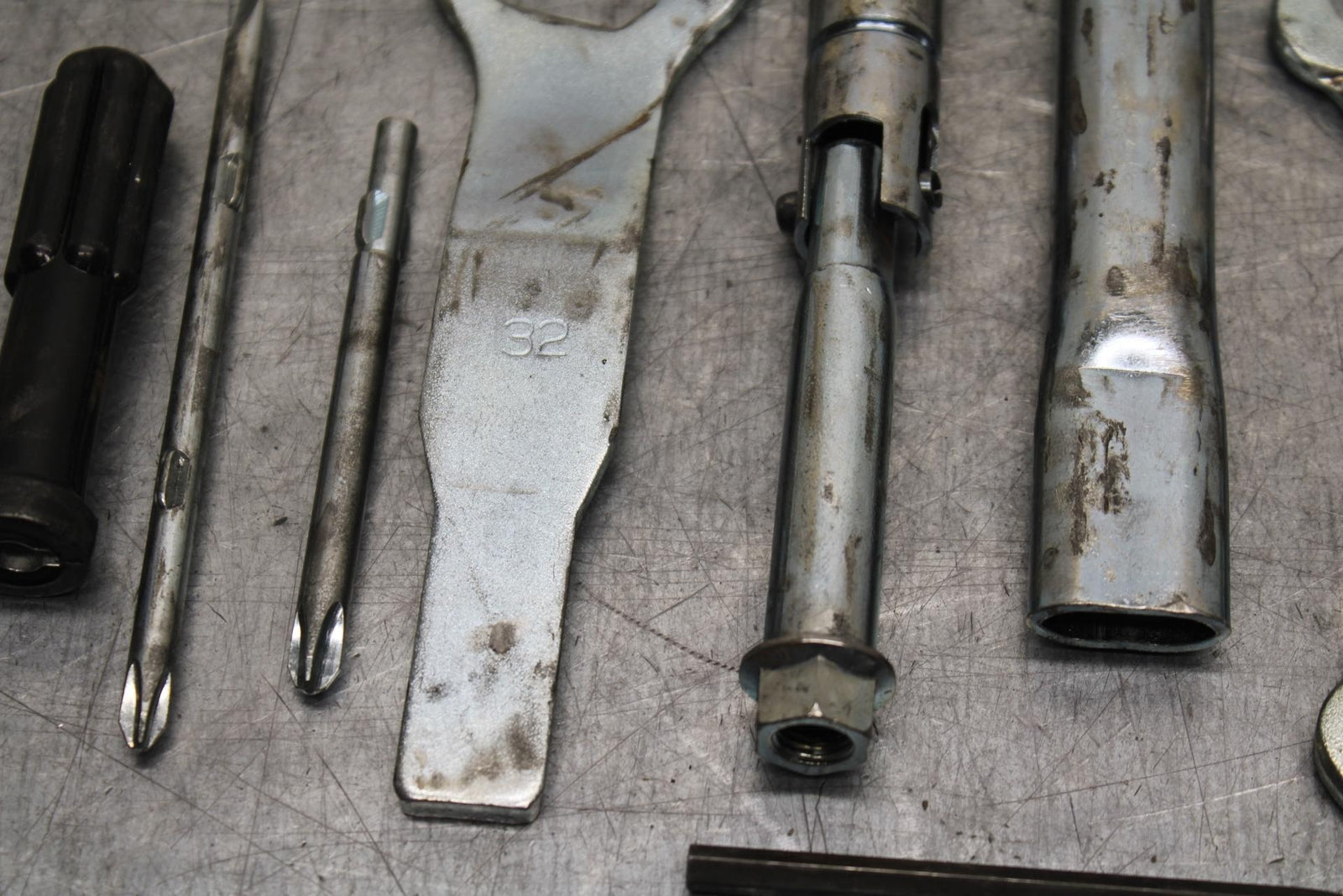 09-12 KAWASAKI NINJA ZX6R ZX600R STOCK TOOLS TOOL BAG KIT SET 56007-0052 BB617