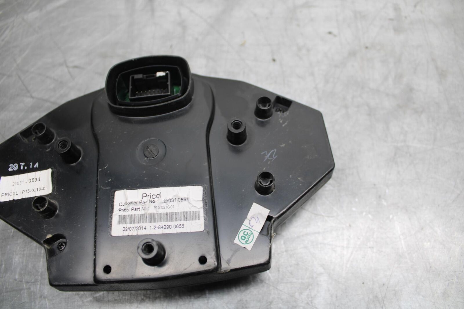 15-17 KAWASAKI EX 650 NINJA  EX 650 ABS SPEEDO TACH GAUGES DISPLAY CLUSTER BB494